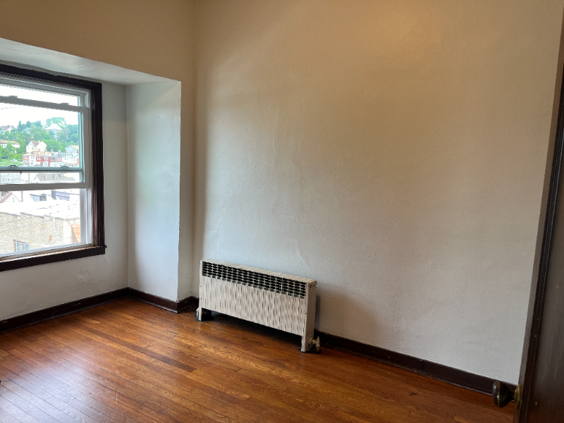 210 Locust St #2 - Photo 7 of 9