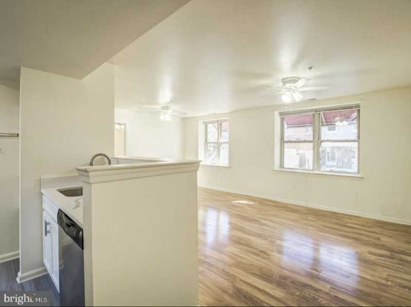 345 Oakdale Pl Nw - Photo 2 of 18