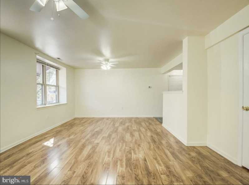 345 Oakdale Pl Nw - Photo 6 of 18