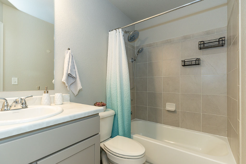 4535 Samaritan Loop - Photo 7 of 11