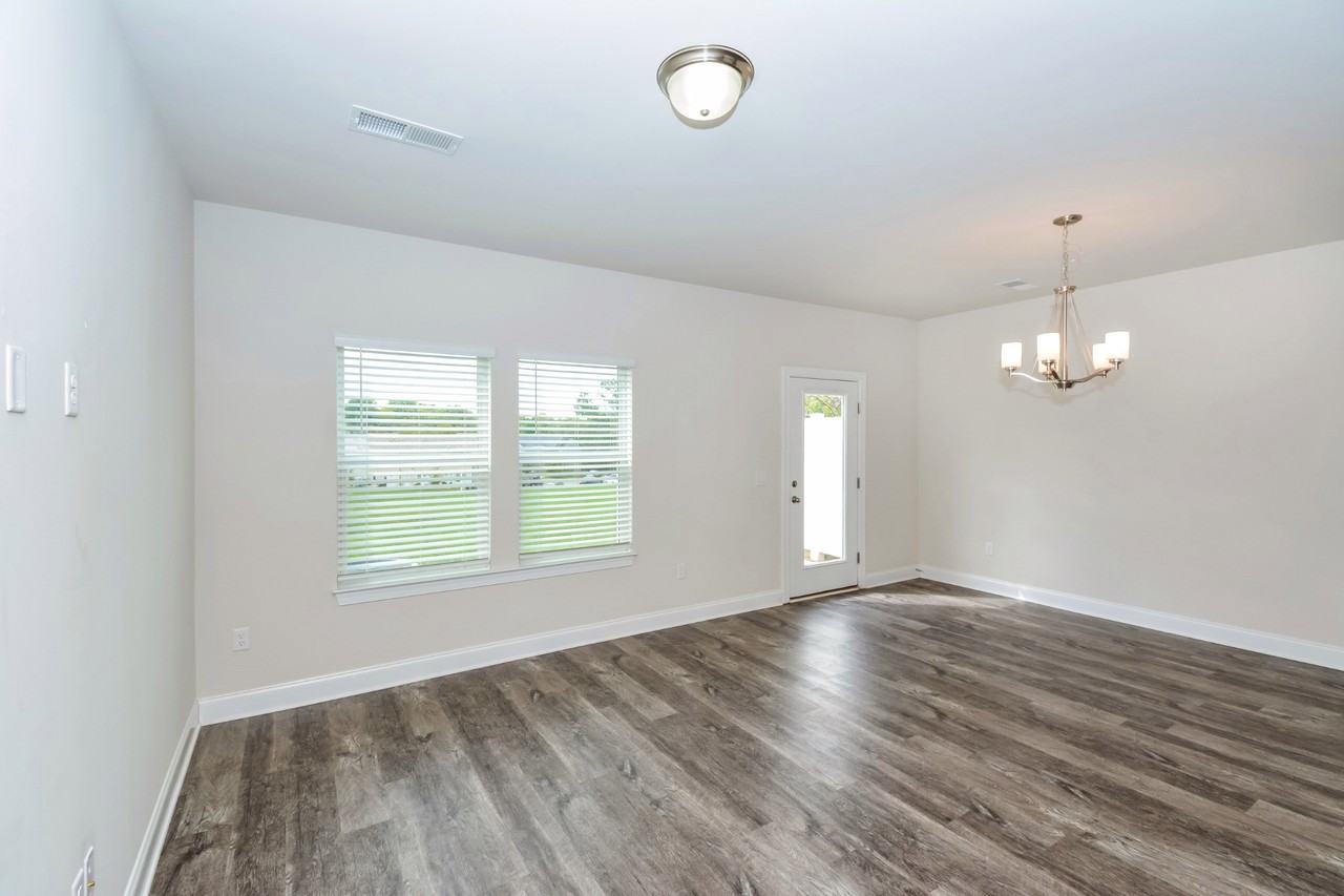 831 Holland Ct - Photo 2 of 22