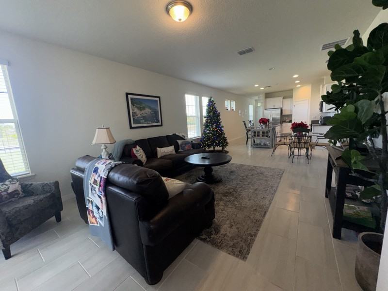 8503 Tavernier Aly - Photo 4 of 12