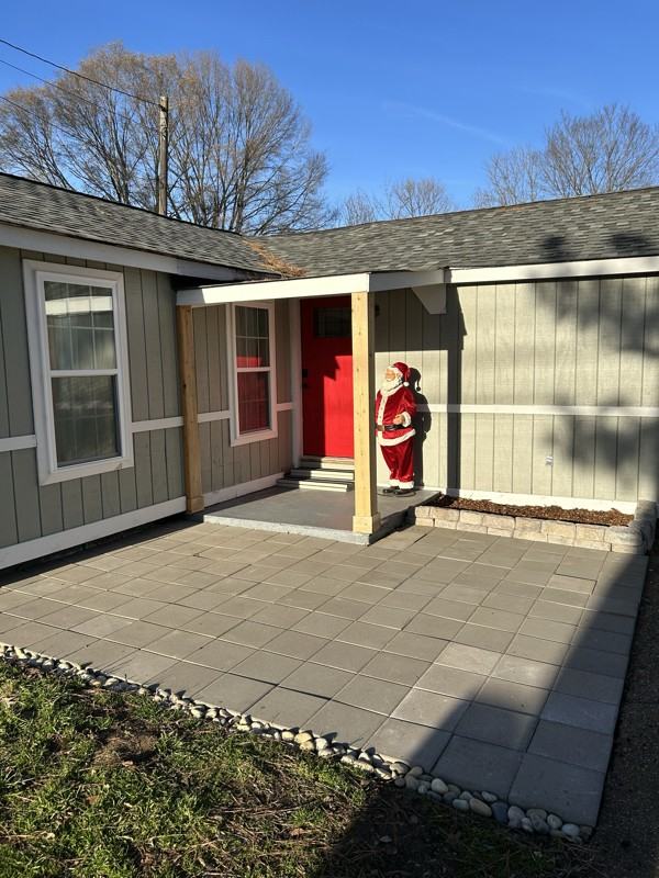 12034 Main St - Photo 2 of 16