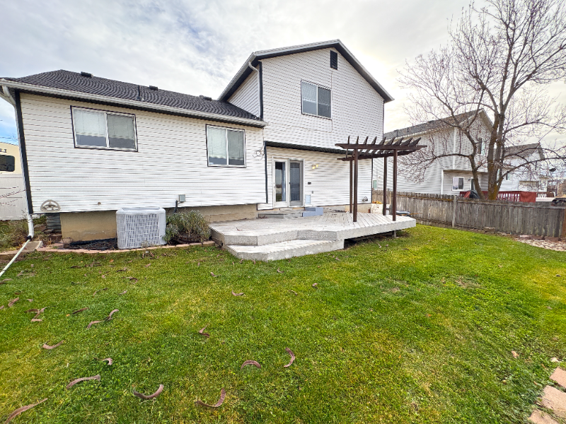 1075 E Pheasant View Dr - Photo 4 of 36