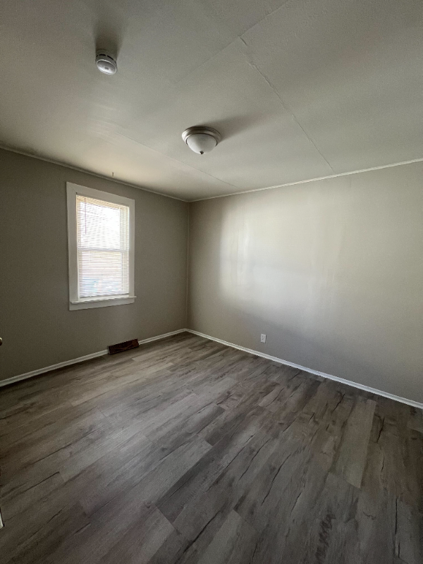 10180 Count Dr - Photo 3 of 10