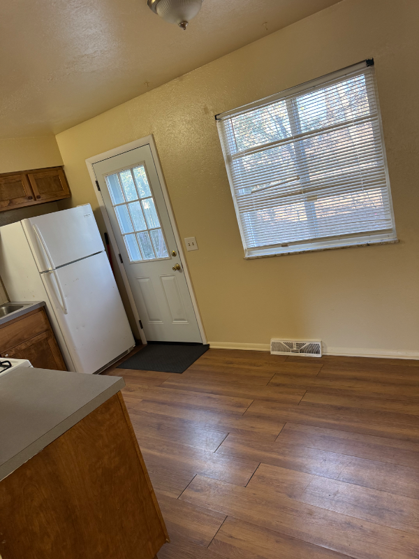 5044 Secor Rd #7 - Photo 4 of 12