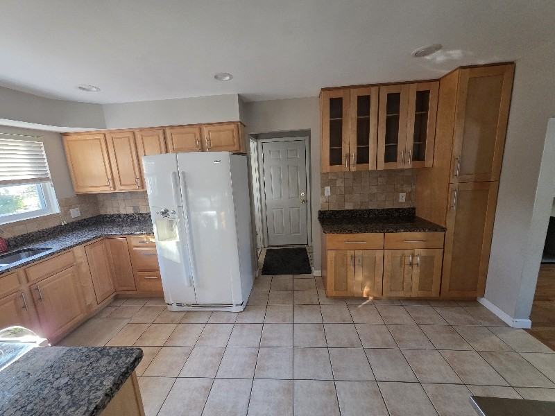 31659 Perth St - Photo 2 of 20