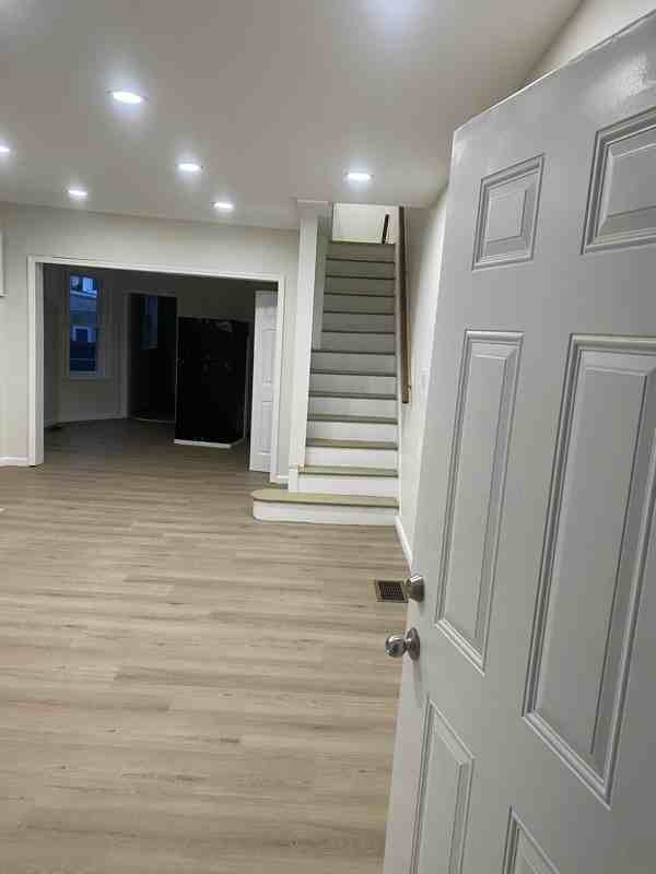 31 Bryn Mawr Ave - Photo 3 of 8