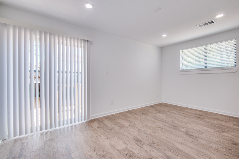 410 Lansing St #410 - Photo 7 of 13