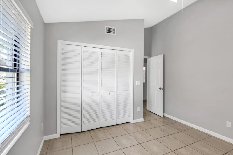 11204 Shadybrook Dr - Photo 6 of 12