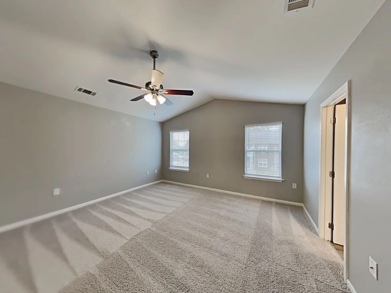 345 Hunslet Cir - Photo 2 of 10