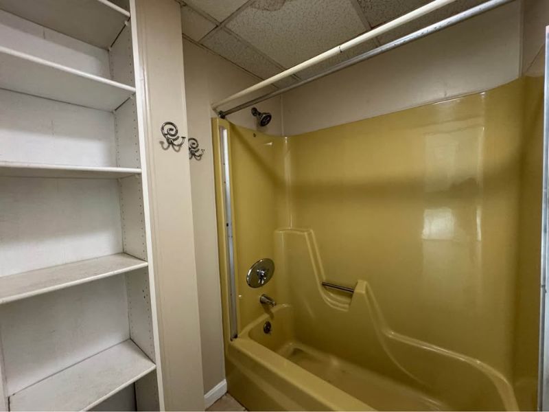 16 Mentor St - Photo 7 of 19