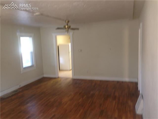 2502 W Pikes Peak Ave - Photo 2 of 11