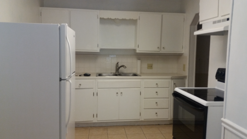 2502 W Pikes Peak Ave - Photo 3 of 11