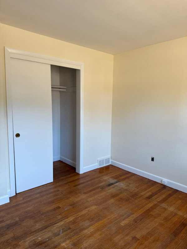 520 Elm St #1 - Photo 7 of 13