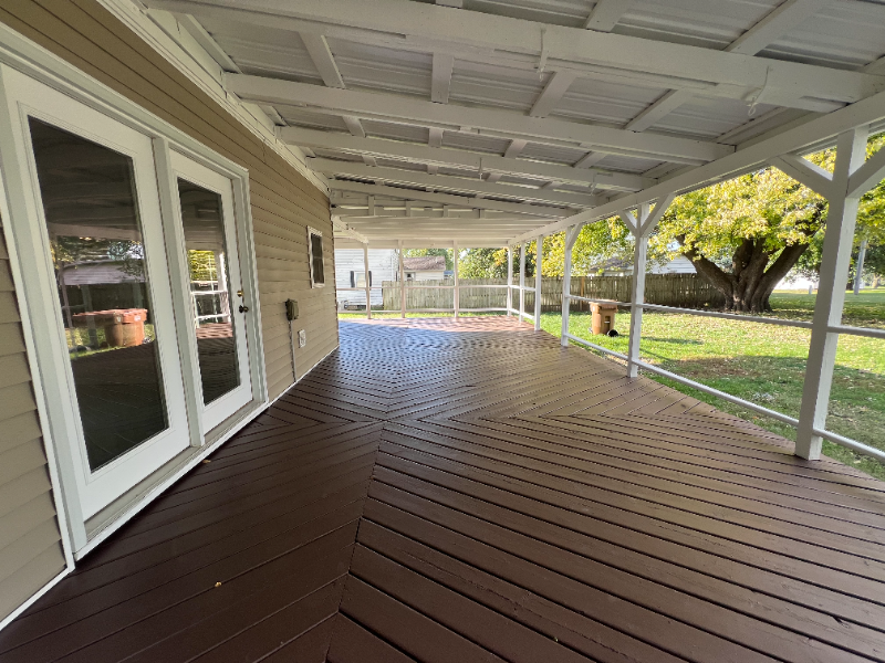 321 Main St - Photo 4 of 10