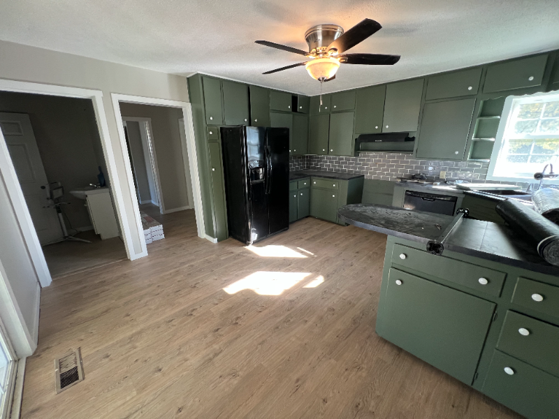 321 Main St - Photo 6 of 10