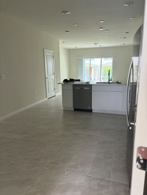 2742 Fetching Trl - Photo 3 of 17