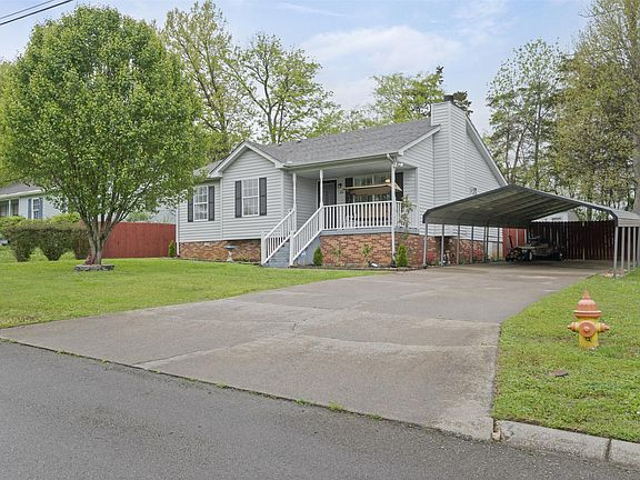 793 Summer Hill Ln - Photo 2 of 9