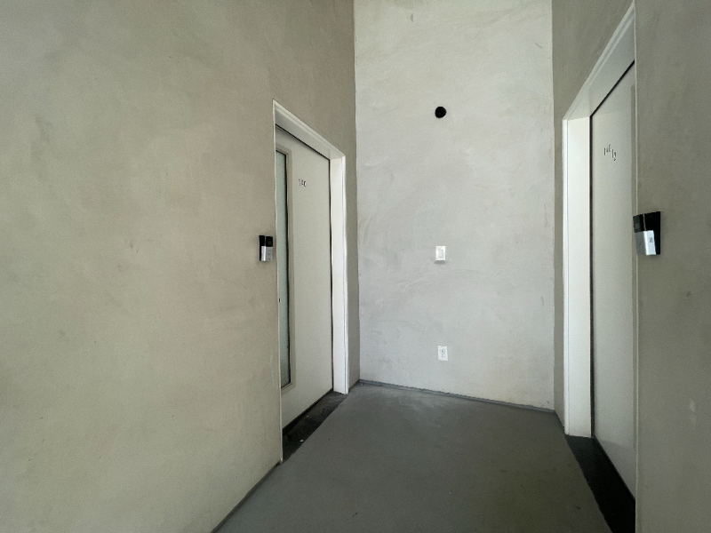 140 N Carondelet St - Photo 5 of 19