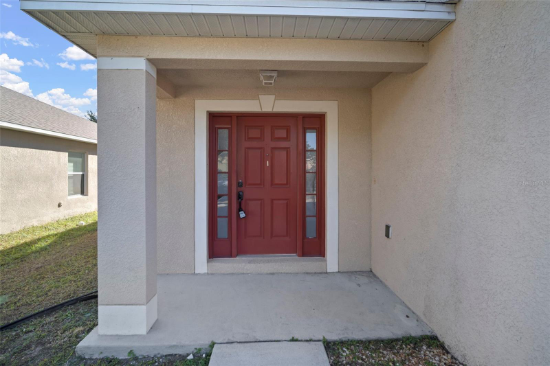 1303 Alhambra Crest Dr - Photo 3 of 20