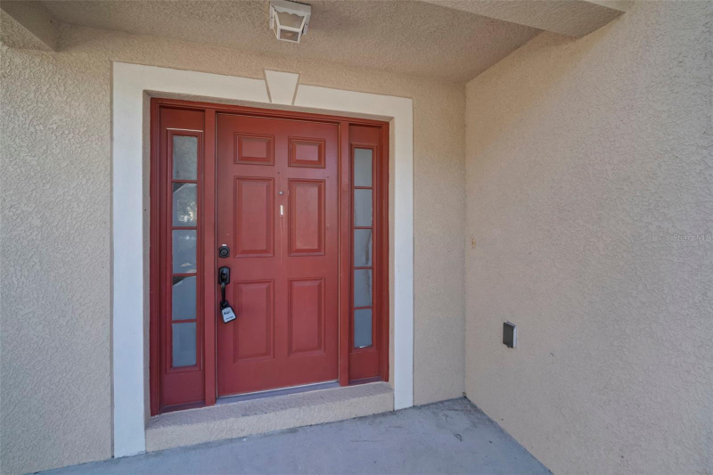 1303 Alhambra Crest Dr - Photo 4 of 20