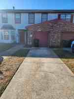 featured image of 9B Hampton Gate Dr #B