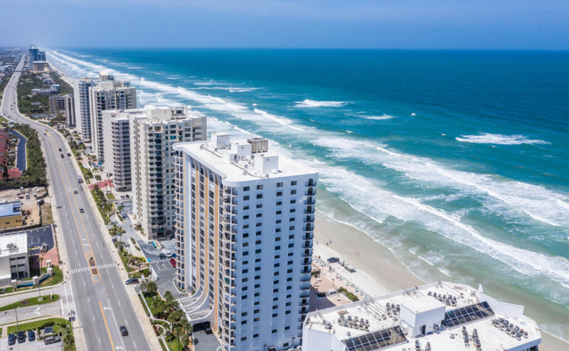 3003 S Atlantic Ave - Photo 2 of 20