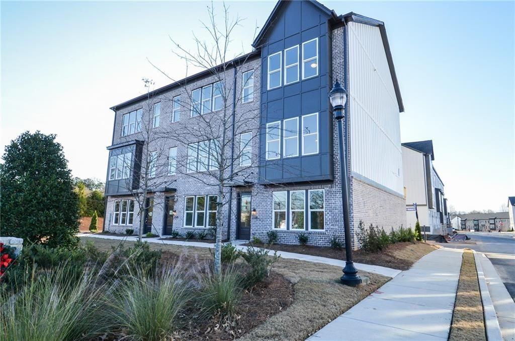 2316 Mockernut Trl Se - Photo 3 of 50