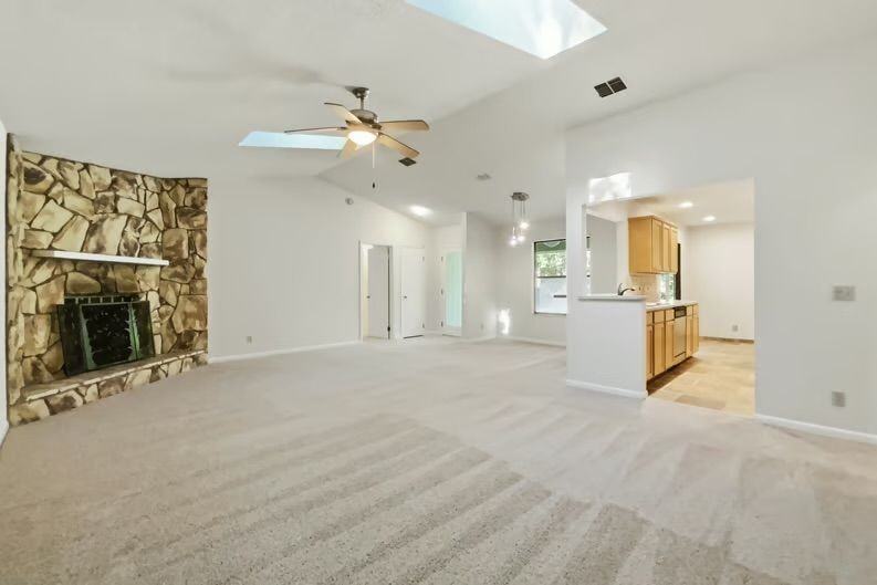 2440 Deloach Ln - Photo 3 of 13
