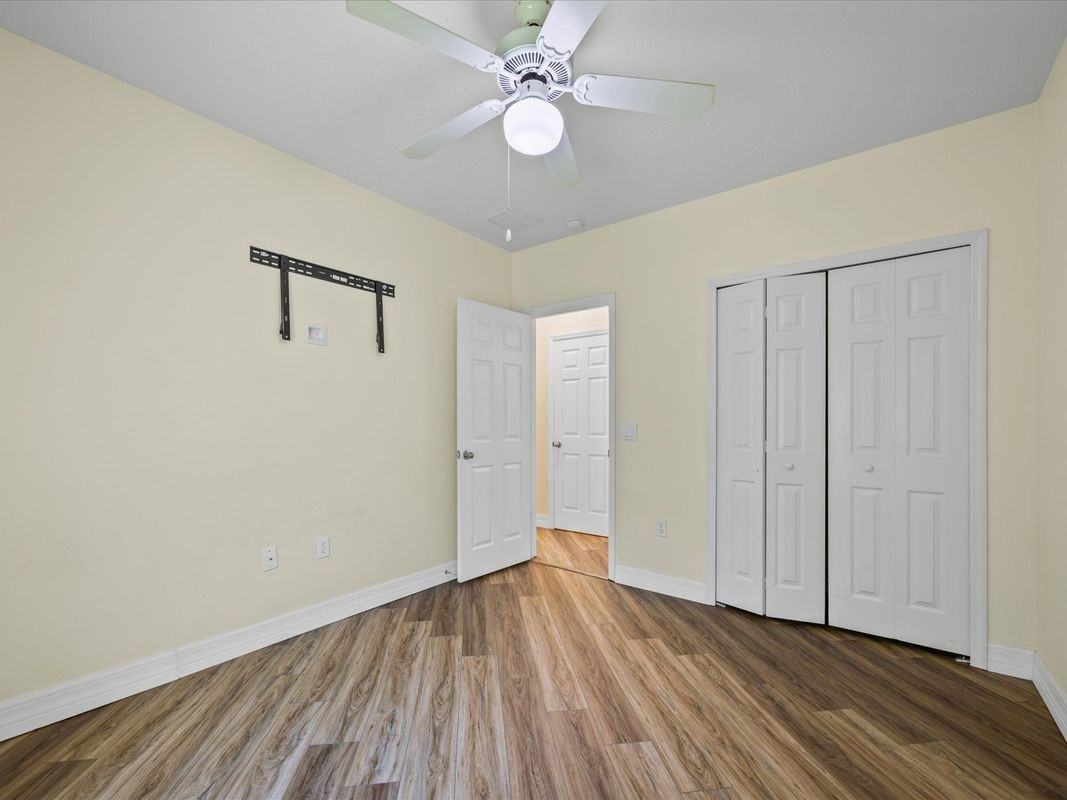 1111 Liberty Hall Dr - Photo 3 of 46