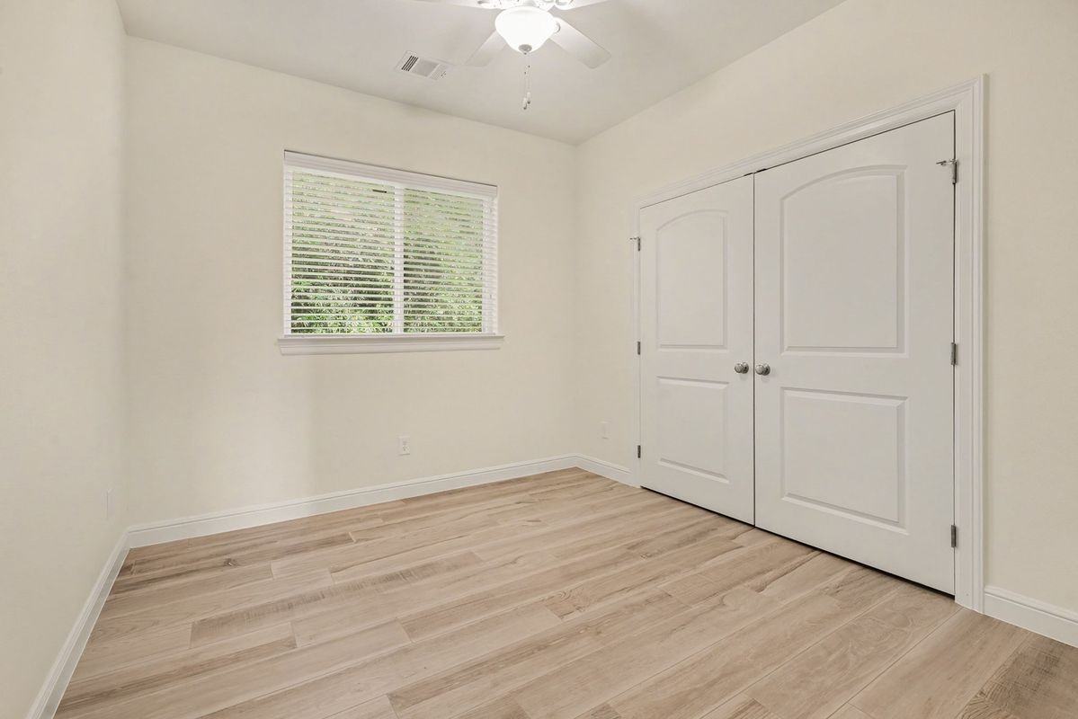 3633 E Meadow Ln - Photo 7 of 27