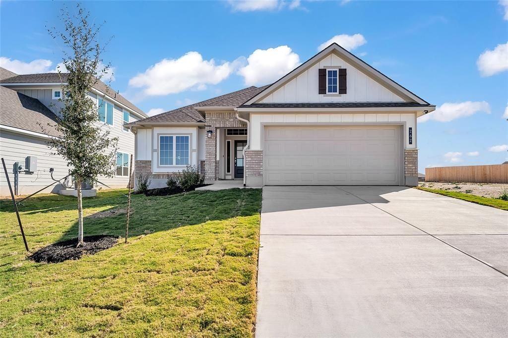 262 Boatright Blvd - Photo 3 of 30