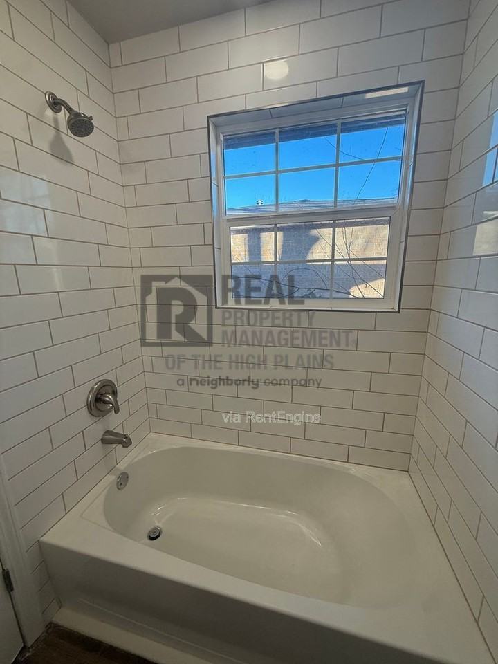 7116 Imperial Trl - Photo 5 of 16