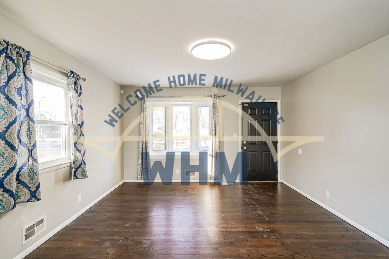 4725 W Wilbur Ave - Photo 3 of 17