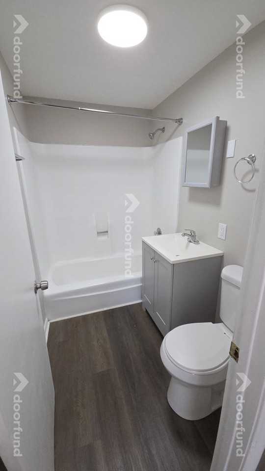 208 Columbus St #10 - Photo 2 of 18