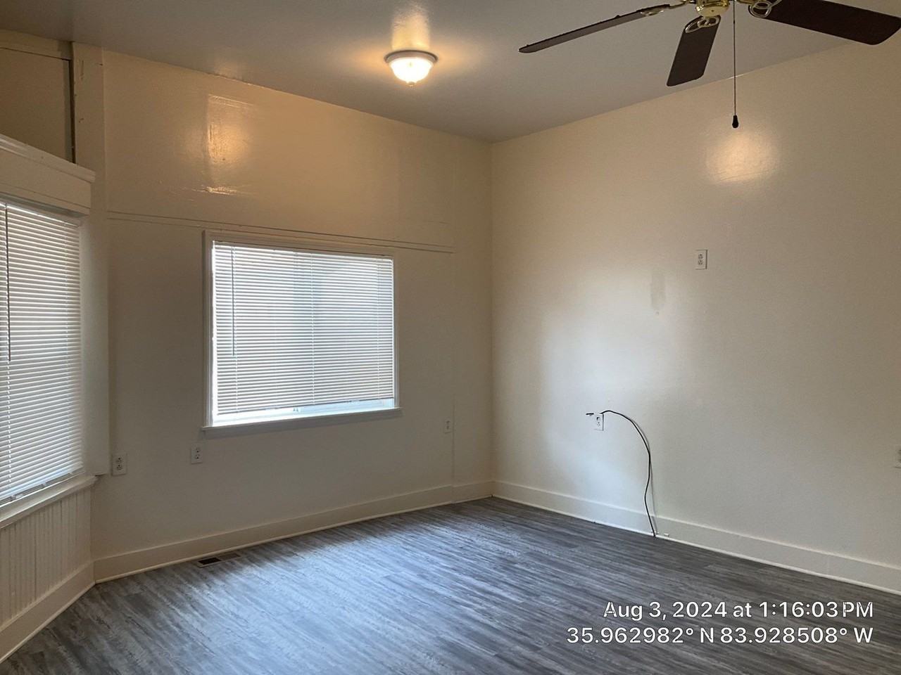 1206 Forest Ave - Photo 5 of 23