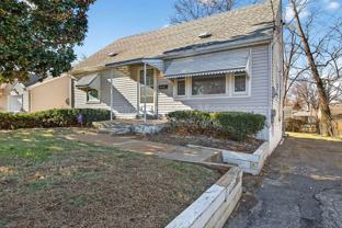 6029 Evergreen Blvd - Photo 1 of 1