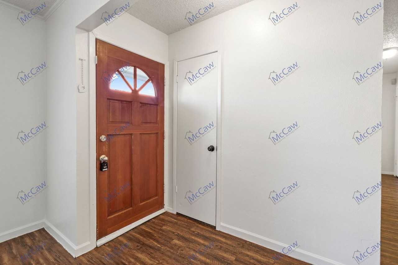 3022 Kyle Rd - Photo 3 of 16