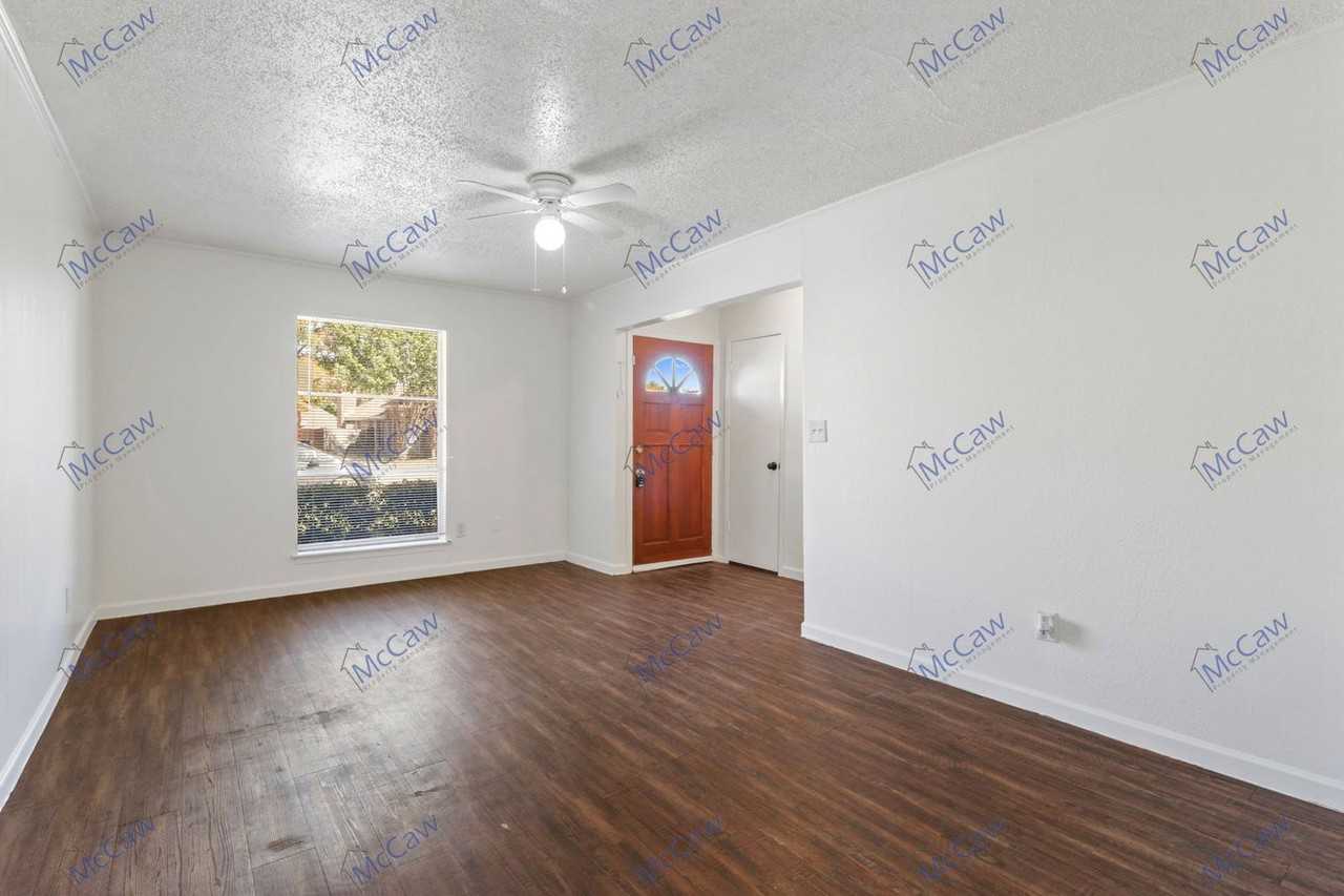 3022 Kyle Rd - Photo 4 of 16