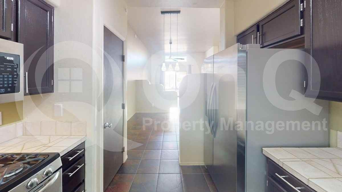 4349 E Kleindale Rd - Photo 6 of 25