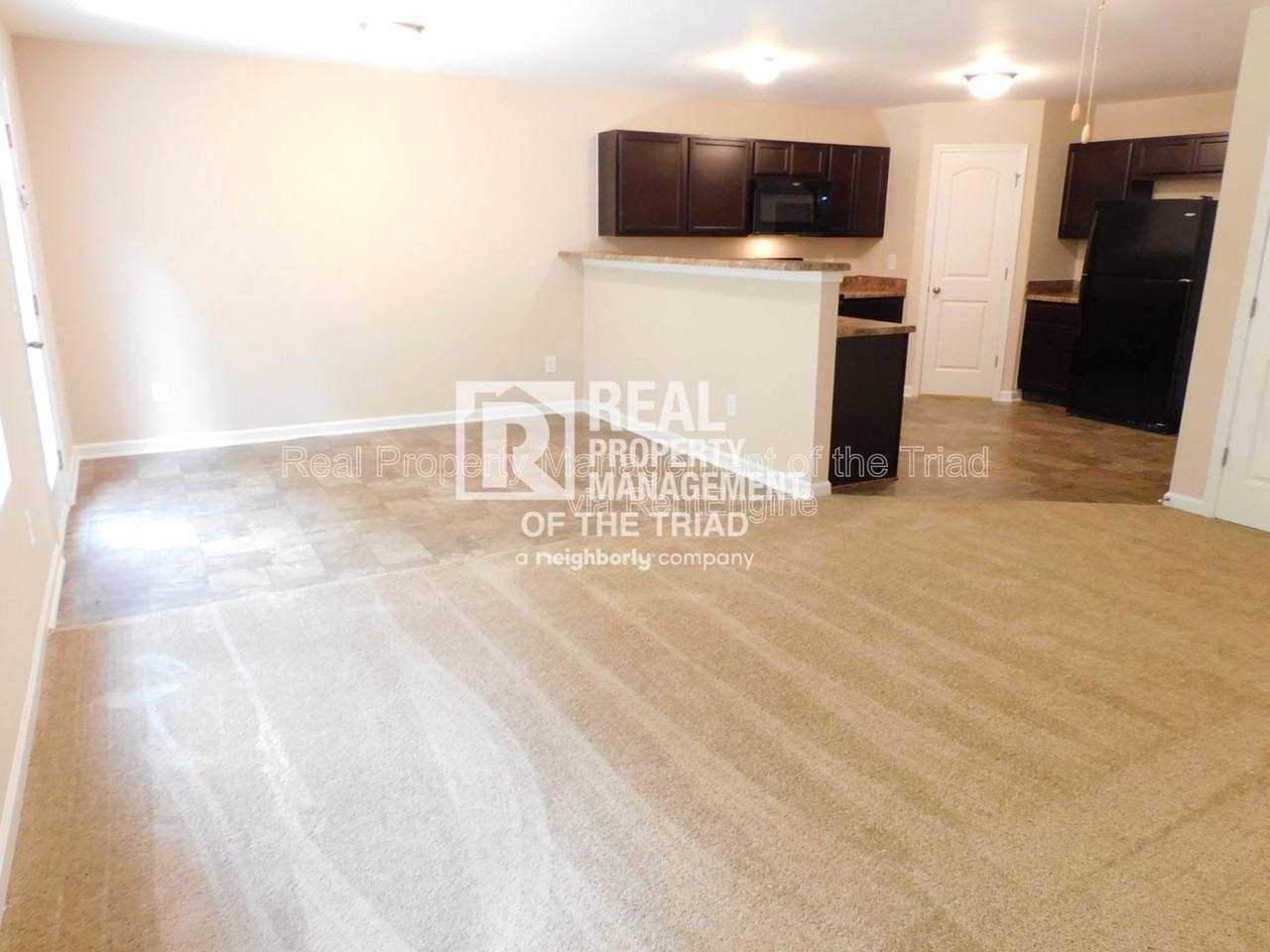 10 Loblolly Ct - Photo 2 of 31