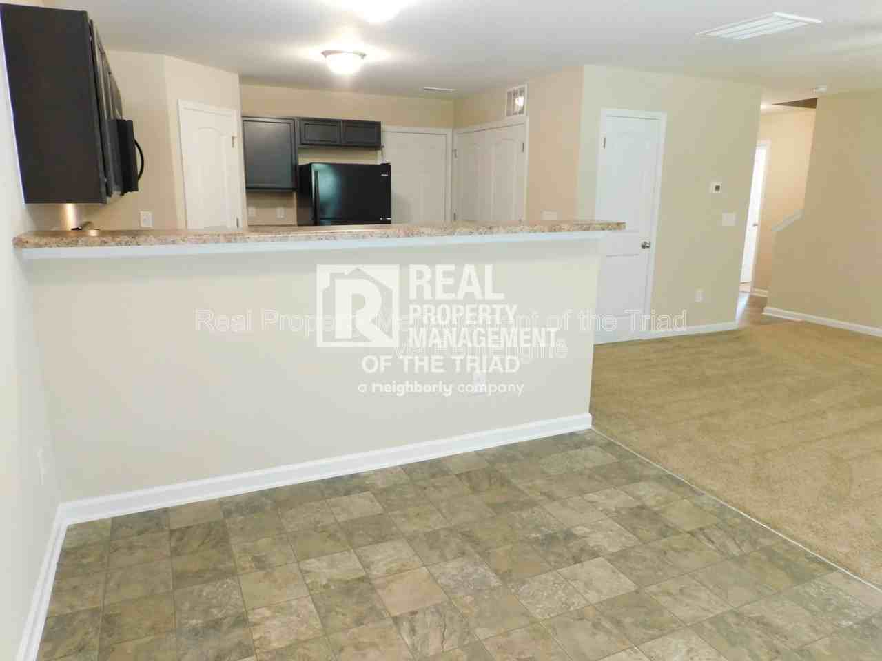 10 Loblolly Ct - Photo 7 of 31