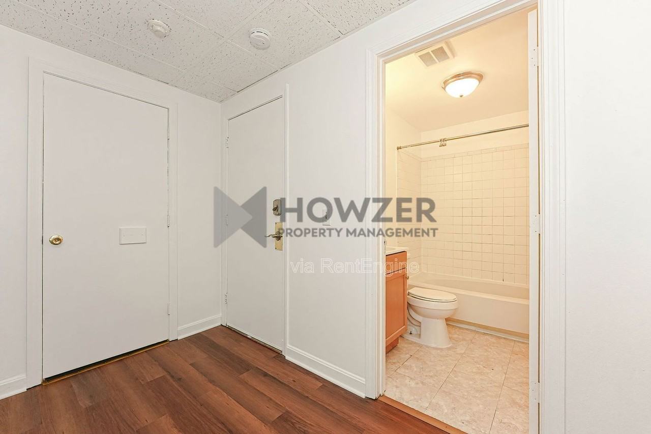 54 Broadway #8 - Photo 6 of 22