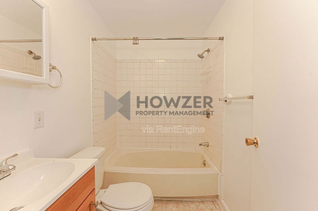 54 Broadway #8 - Photo 7 of 22