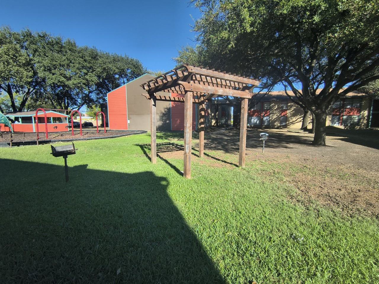 Bella Vida - Photo 4 of 5