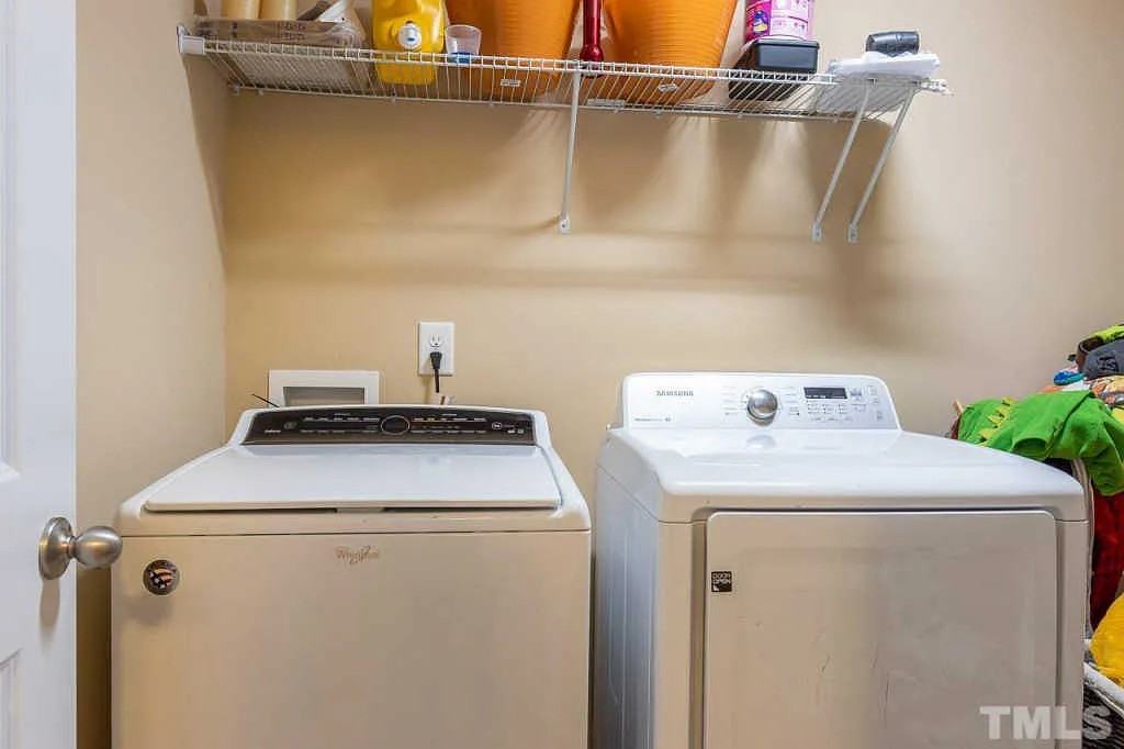 1209 Willowcrest Road - Photo 6 of 30