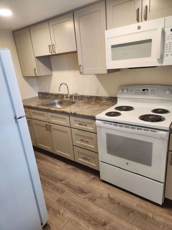 2F Salmon Street - Photo 5 of 29