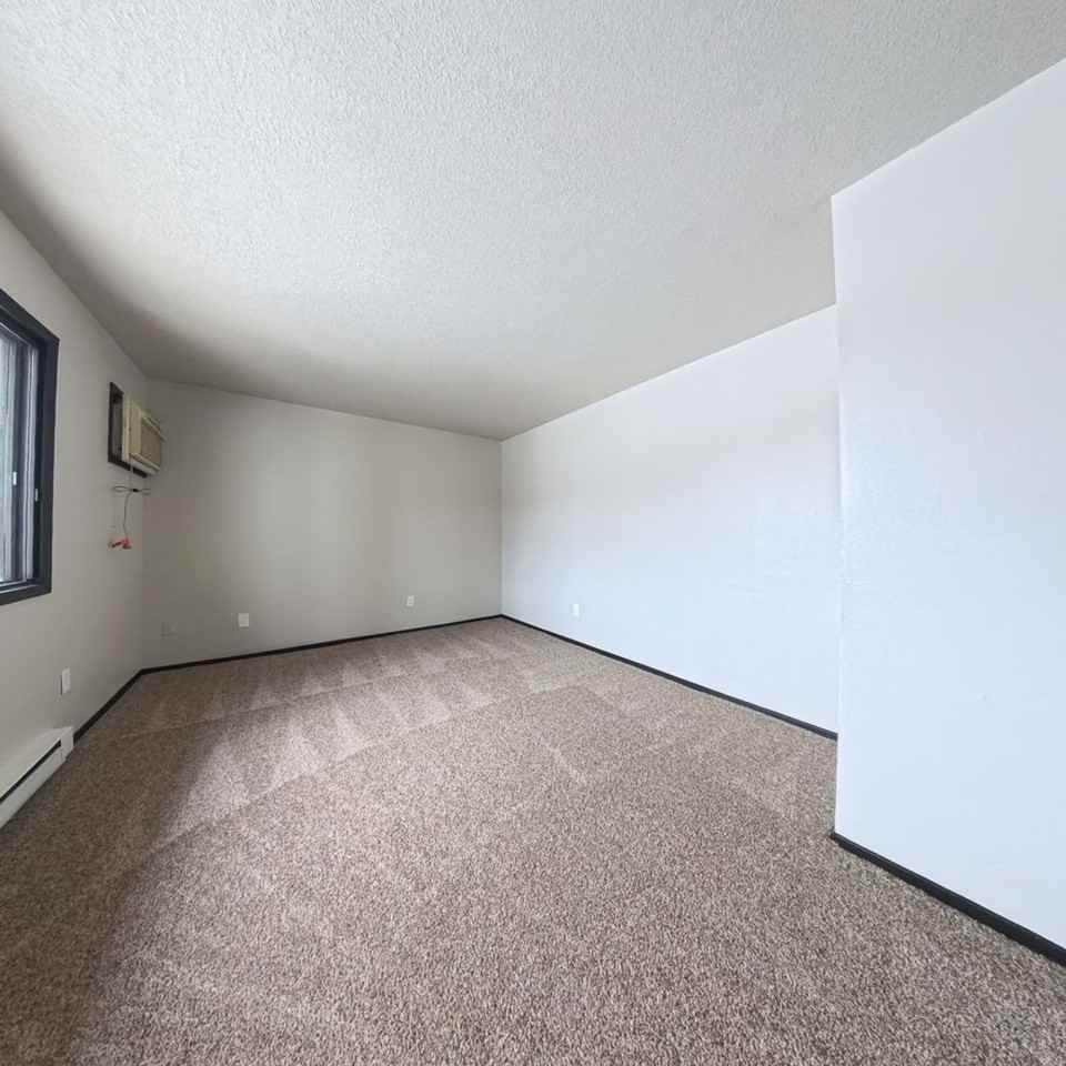 Perry Pointe Place - Photo 2 of 17