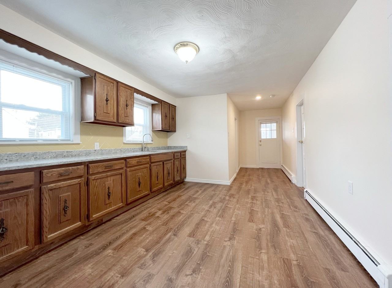 47 Tremont St #2 - Photo 3 of 7